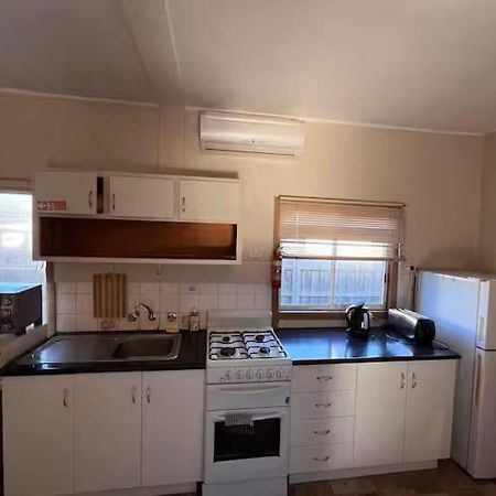Kickback Cottages Lakes Entrance Kültér fotó