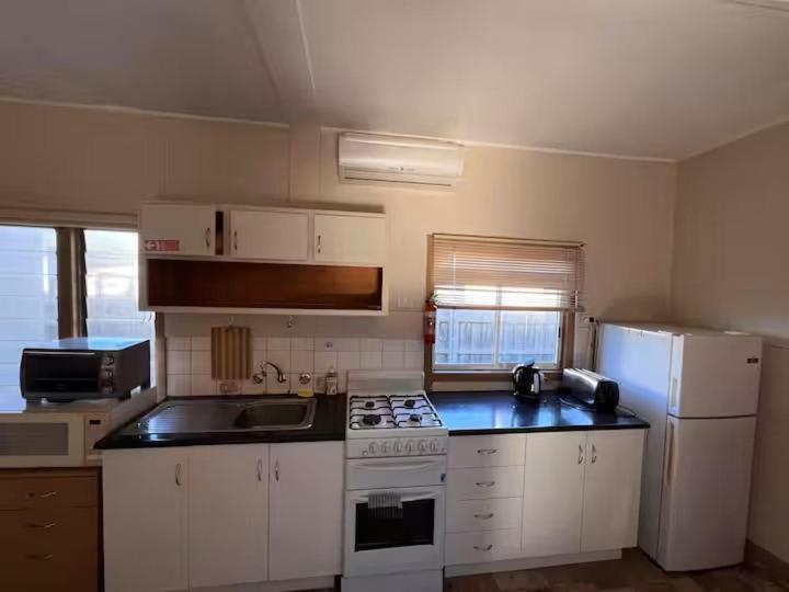 Kickback Cottages Lakes Entrance Kültér fotó